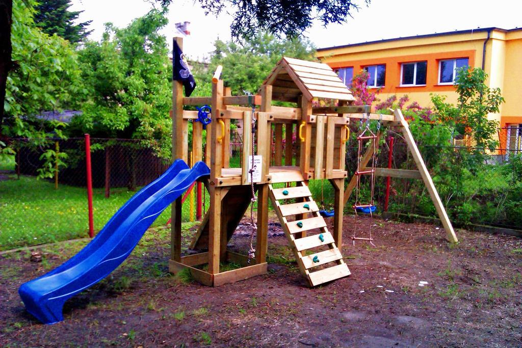 Kavarna Lucie S Ubytovanim Horni Terlicko Luaran gambar